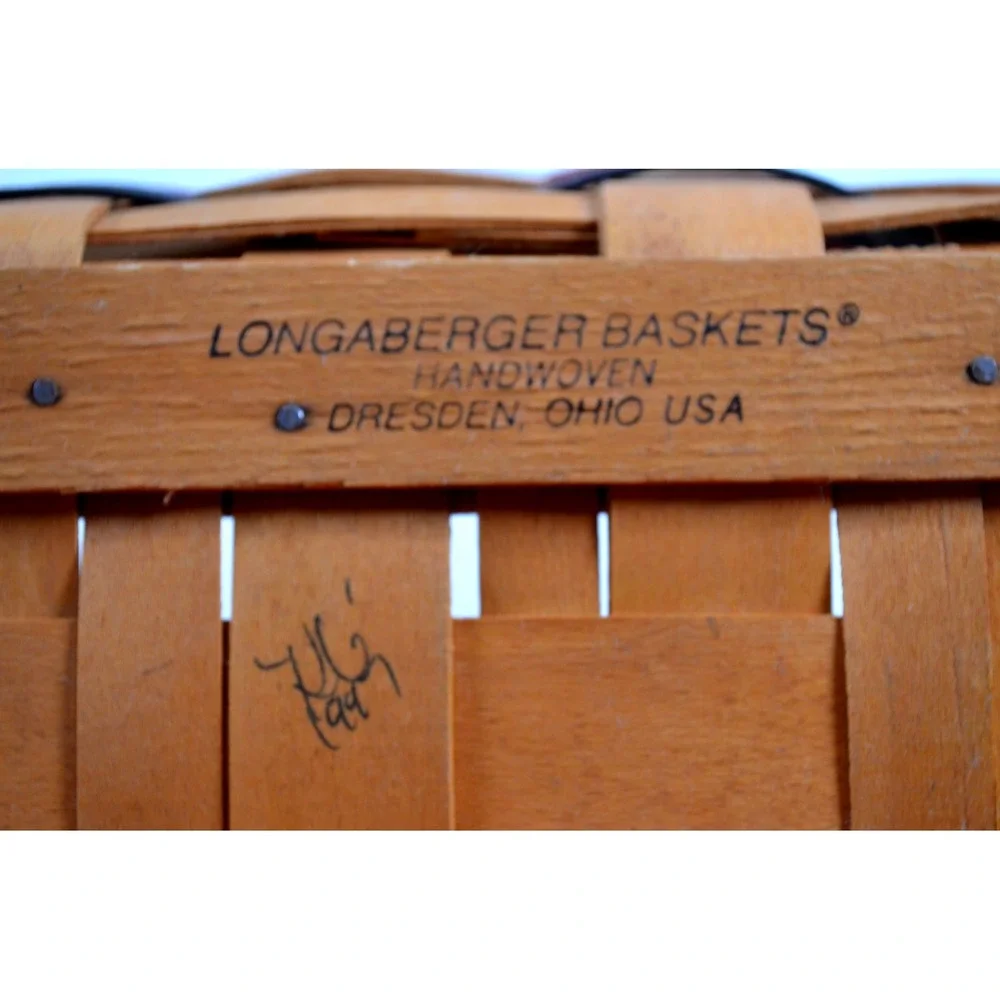 Longaberger 1997 Heartland Medium Square Basket W/ Multicolor Accent Weave